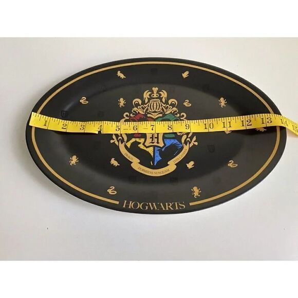 Harry Potter Hogwarts Oval Serving Platter Tray Ceramic Black/Gold Crests NEW - Picture 6 of 9